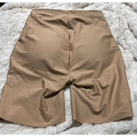 Skims Body butt Enhancing Padded Short clay XLarge NWT - Picture 2 of 7